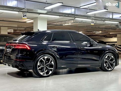 Audi RS Q8 2020 - фото 16