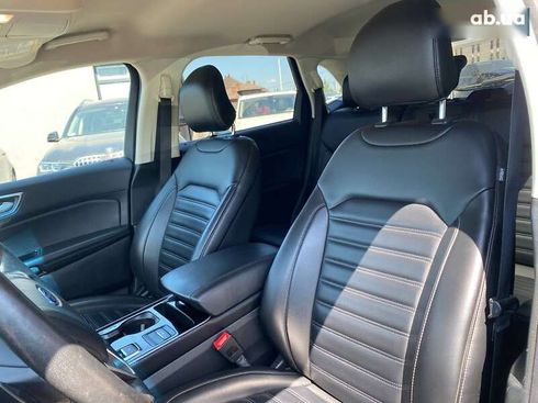 Ford Edge 2019 - фото 20