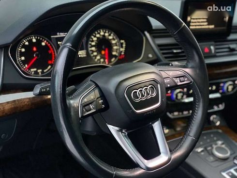 Audi Q5 2018 - фото 26