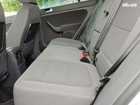 Volkswagen Golf 2007 серебристый - фото 17