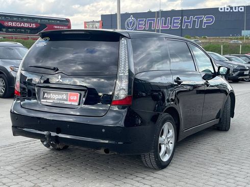 Mitsubishi Grandis 2005 черный - фото 15
