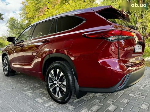 Toyota Highlander 2022 - фото 21