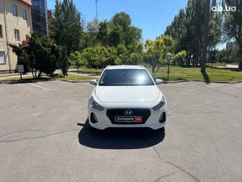 Hyundai i30 2017 белый - фото 8