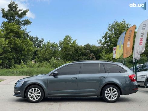 Skoda Octavia 2019 - фото 12