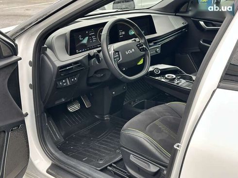 Kia EV6 2023 - фото 26