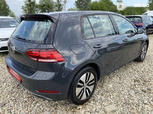 Volkswagen e-Golf 2020 - фото 11