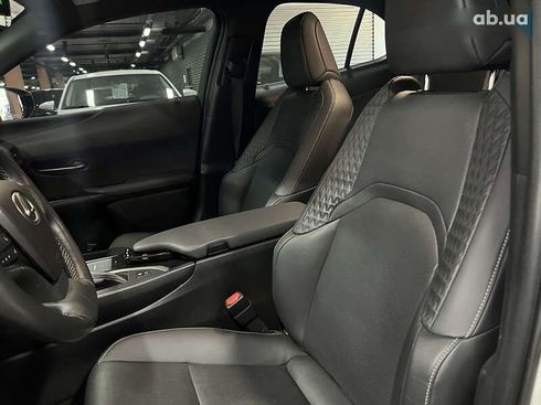 Lexus UX 2021 - фото 22