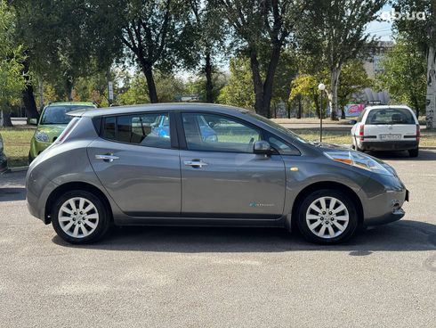Nissan Leaf 2016 серый - фото 6