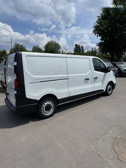 Renault Trafic 2021 - фото 9