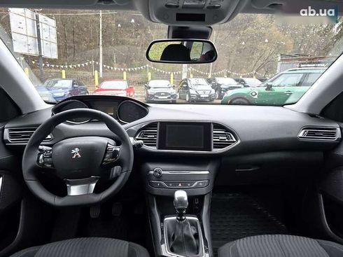 Peugeot 308 2015 - фото 7
