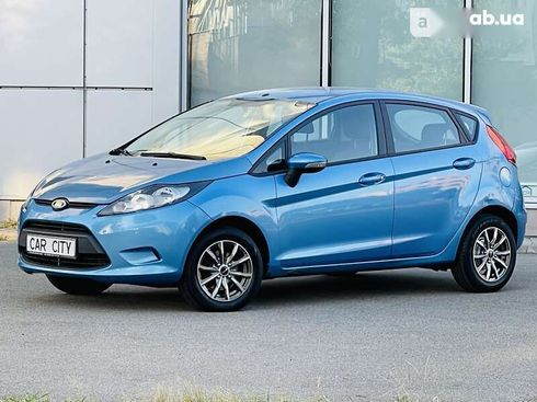 Ford Fiesta 2011 - фото 2