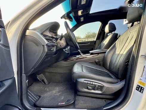 BMW X5 2017 - фото 21