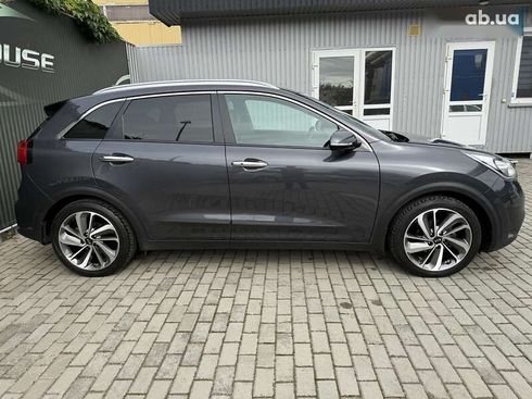 Kia Niro 2017 - фото 8