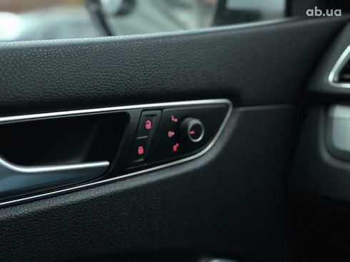 Volkswagen Passat 2016 серый - фото 37