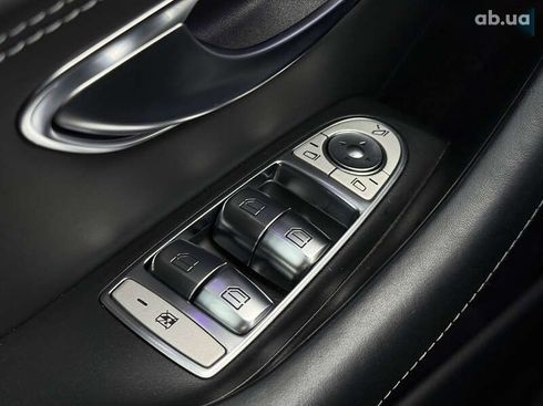 Mercedes-Benz AMG GT 4 2019 - фото 25