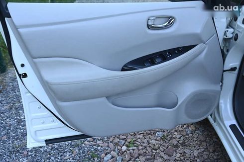 Nissan Leaf 2011 - фото 17