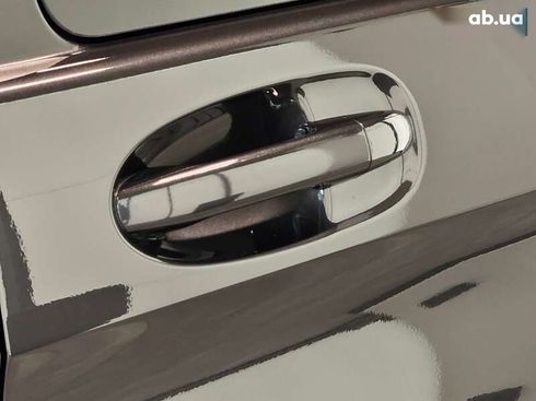 Mercedes-Benz V-Класс 2019 - фото 12