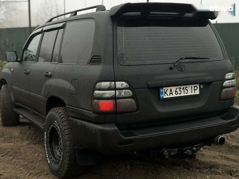 Toyota Land Cruiser 2004 - фото 10