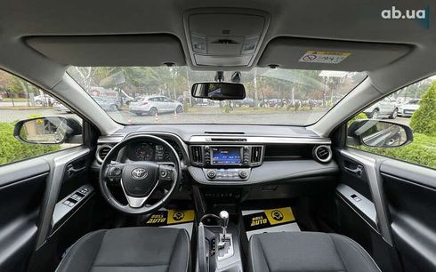 Toyota RAV4 2017 - фото 13