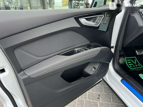 Audi Q4 e-tron 2023 - фото 16