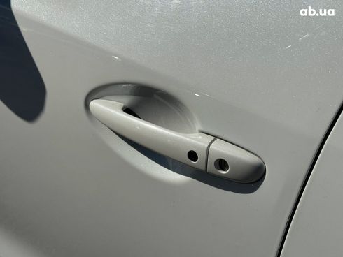 Mazda 3 2014 белый - фото 14