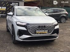 Продаж вживаних Audi Q4 e-tron в Львівській області - купити на Автобазарі