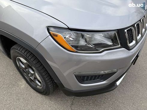 Jeep Compass 2018 - фото 9