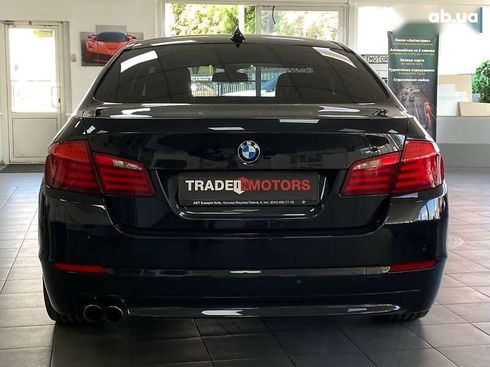 BMW 5 серия 2012 - фото 11