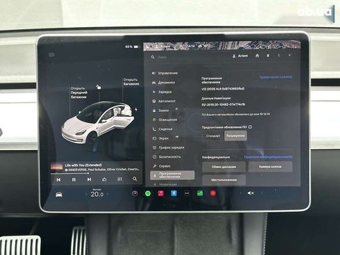 Tesla Model 3 2021 - фото 20