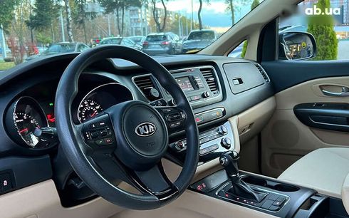Kia Sedona 2016 - фото 9
