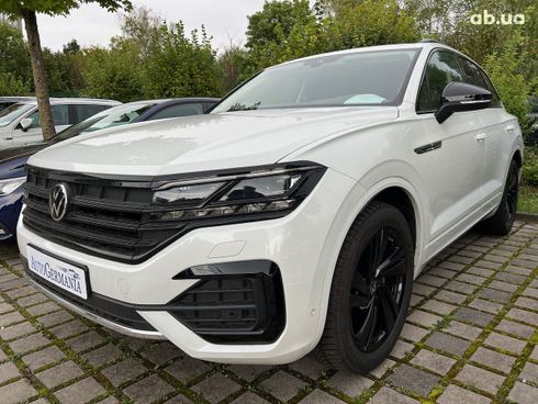 Volkswagen Touareg 2022 - фото 21