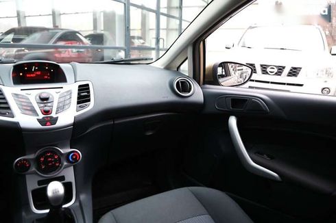 Ford Fiesta 2012 - фото 11