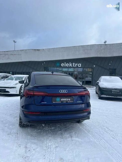 Audi E-Tron 2021 - фото 6