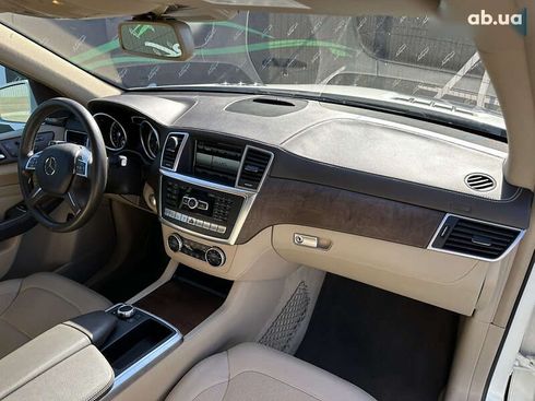 Mercedes-Benz M-Класс 2015 - фото 30