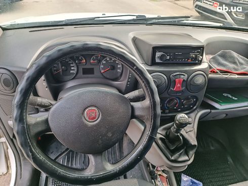 Fiat Doblo 2012 белый - фото 15