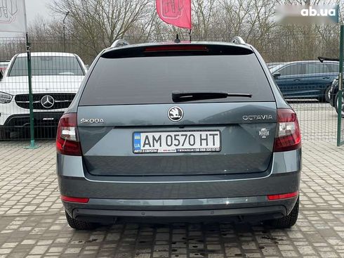 Skoda Octavia 2019 - фото 17