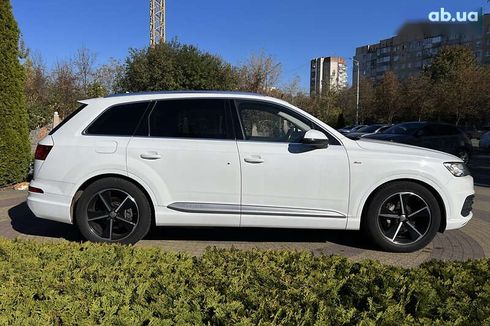 Audi Q7 2017 - фото 8