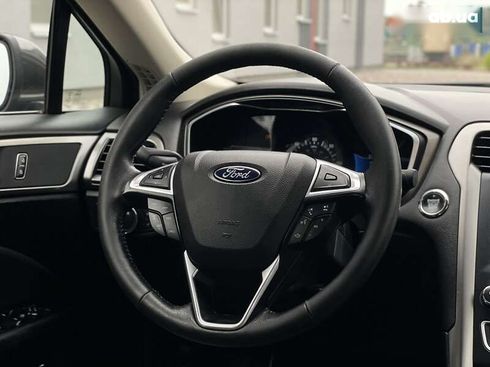 Ford Fusion 2017 - фото 15
