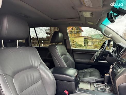 Toyota Land Cruiser 2010 черный - фото 31