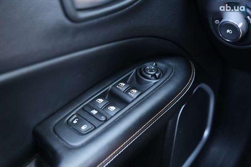 Jeep Compass 2017 - фото 23