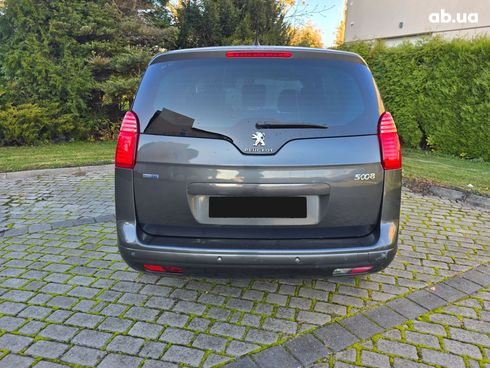 Peugeot 5008 2016 серый - фото 5