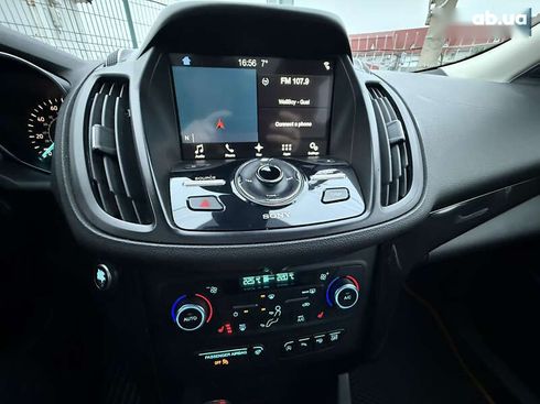 Ford Escape 2017 - фото 18
