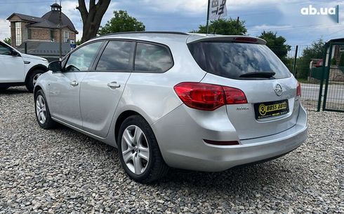 Opel Astra 2012 - фото 6