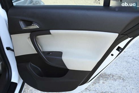 Opel Insignia 2009 - фото 21