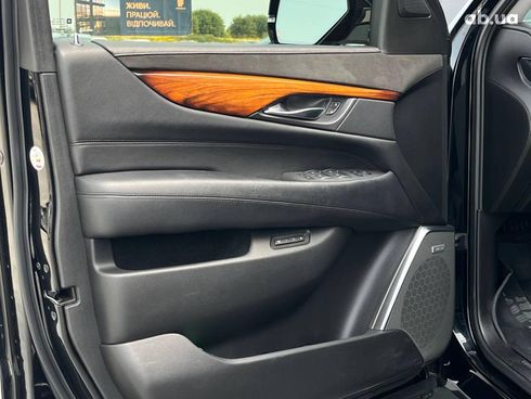 Cadillac Escalade 2017 черный - фото 16