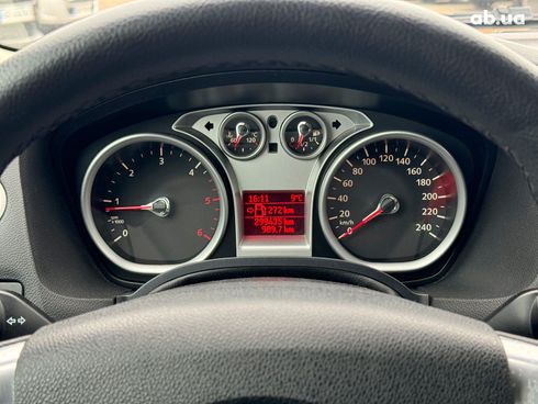 Ford Focus 2010 серый - фото 26