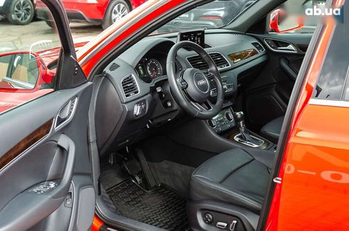 Audi Q3 2017 - фото 19