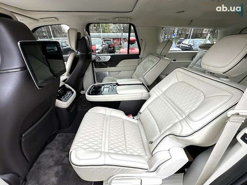 Lincoln Navigator 2019 - фото 23