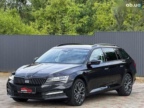 Skoda Superb 2021 - фото 8