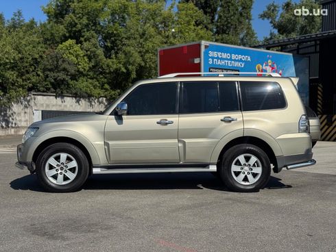 Mitsubishi Pajero Wagon 2008 бежевый - фото 5